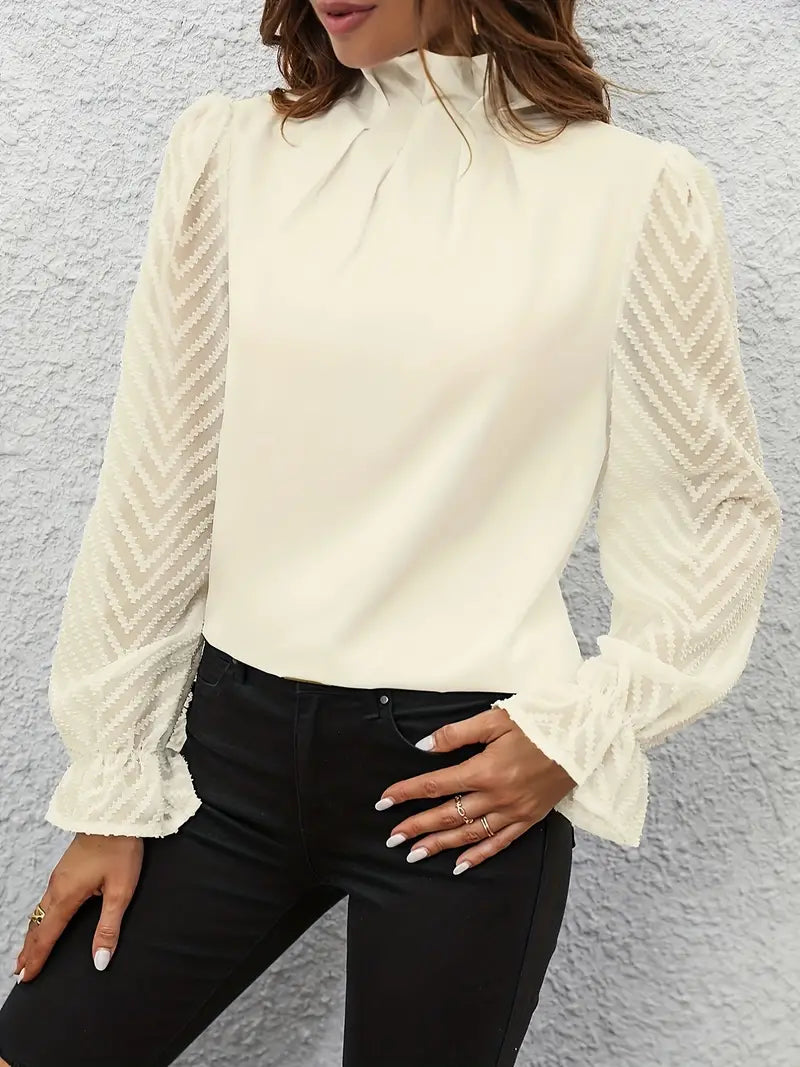 May Britt | Chic Plisserte Topp med Gjennomsiktige Mesh Ermer for Kvinner