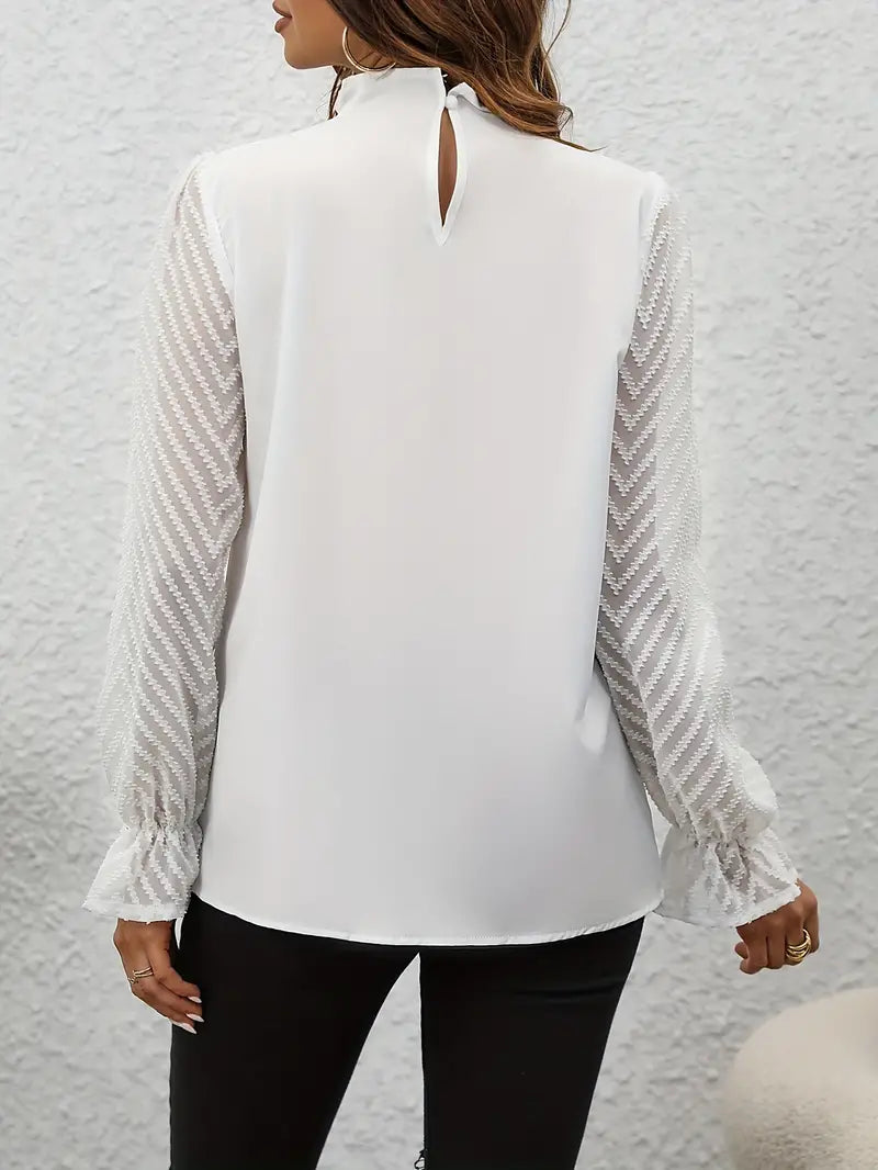 May Britt | Chic Plisserte Topp med Gjennomsiktige Mesh Ermer for Kvinner
