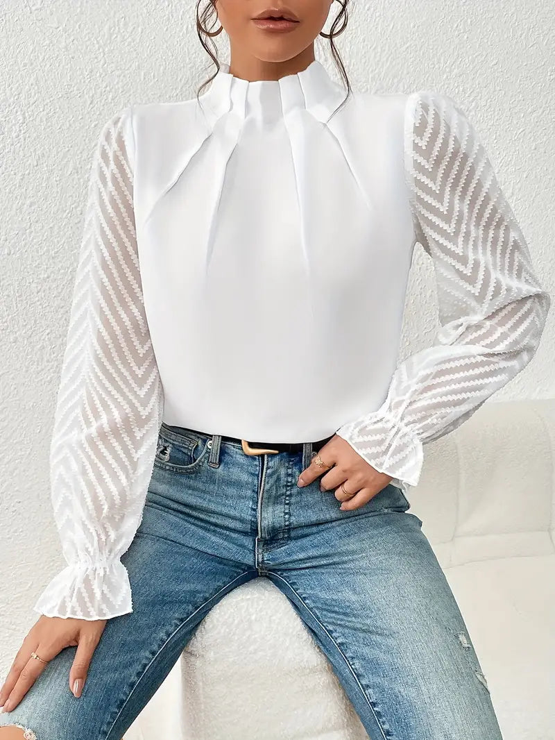 May Britt | Chic Plisserte Topp med Gjennomsiktige Mesh Ermer for Kvinner
