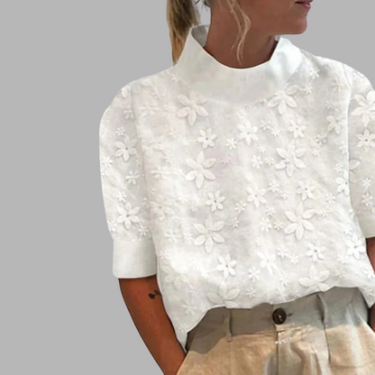 Karla | Med brodert solid ståkrage