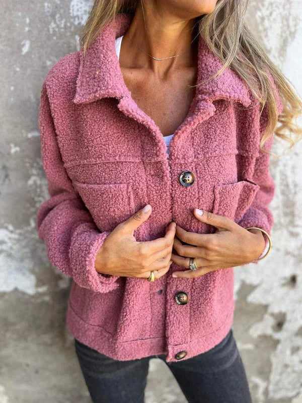 Lisbeth | Kort Ull Blazer med Klipper