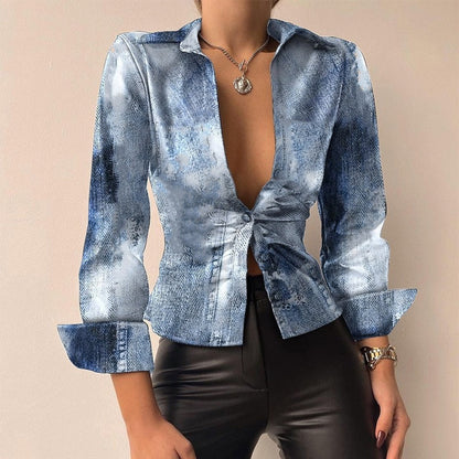 Lill | Trykt V-hals Skinnbluse med Lange Ermer